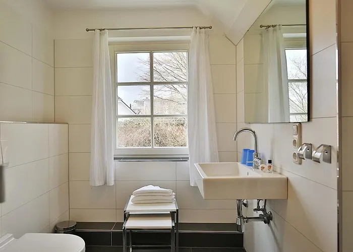 Am Rosenhain 9 Am Rosenhain 9 4